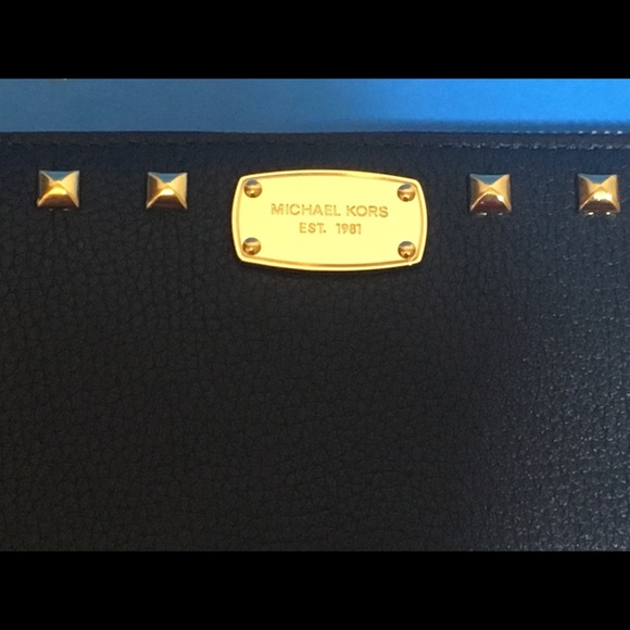 SOLD! Michael Kors Leather Navy Studded Wallet NWT - Picture 2 of 8